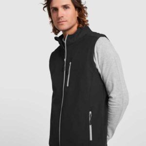 Chaquetas y chalecos
